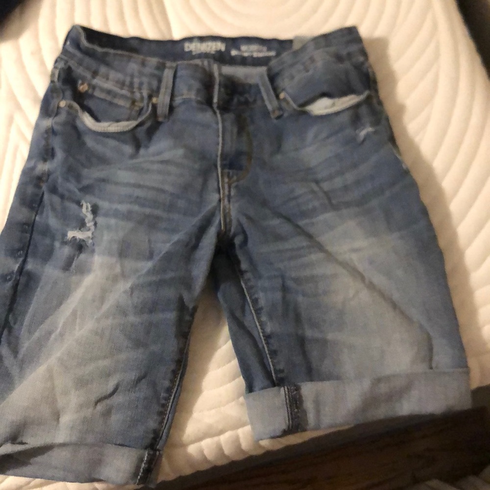 Levi midi jean shorts